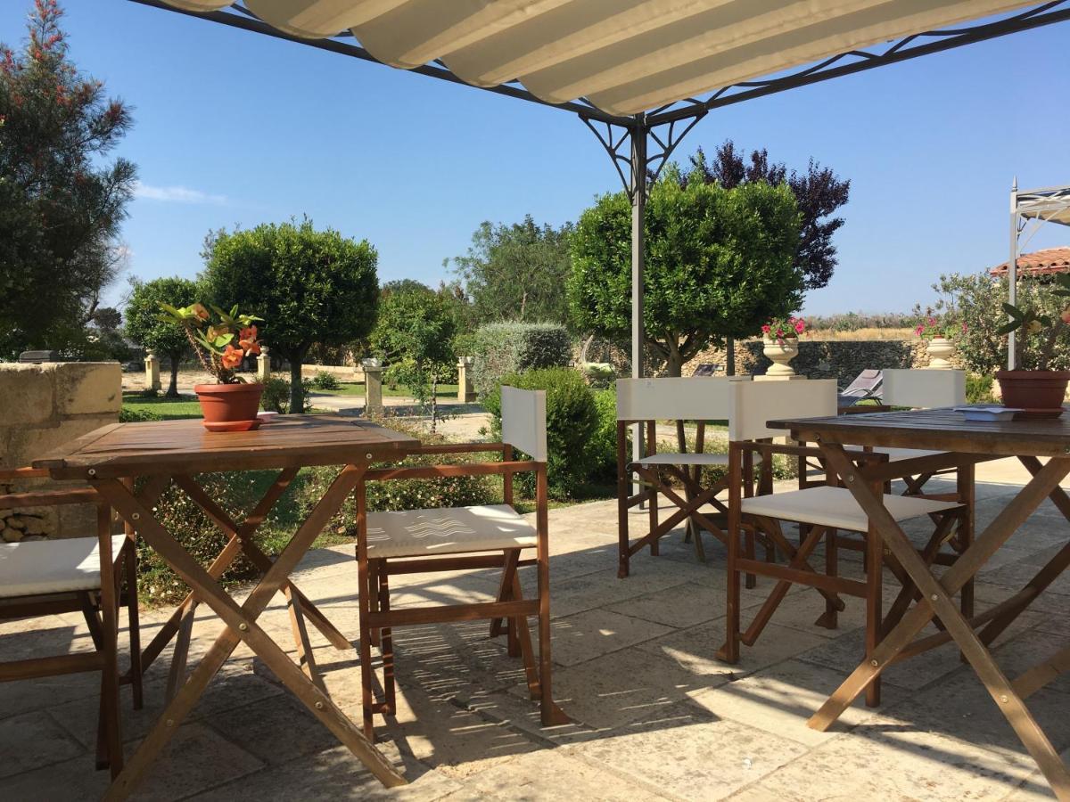 Agriturismo Masseria Costarella Borgagne Exterior photo