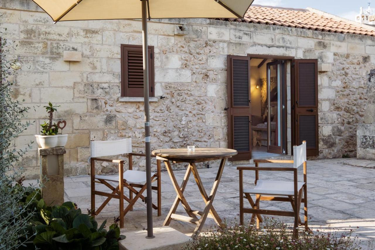 Agriturismo Masseria Costarella Borgagne Exterior photo