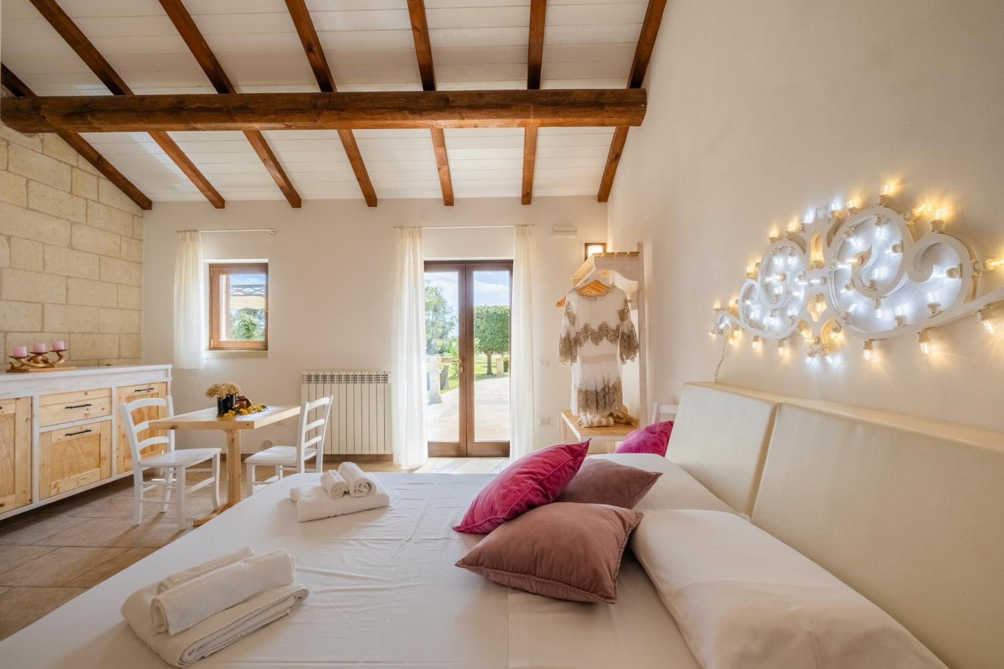 Agriturismo Masseria Costarella Borgagne Exterior photo